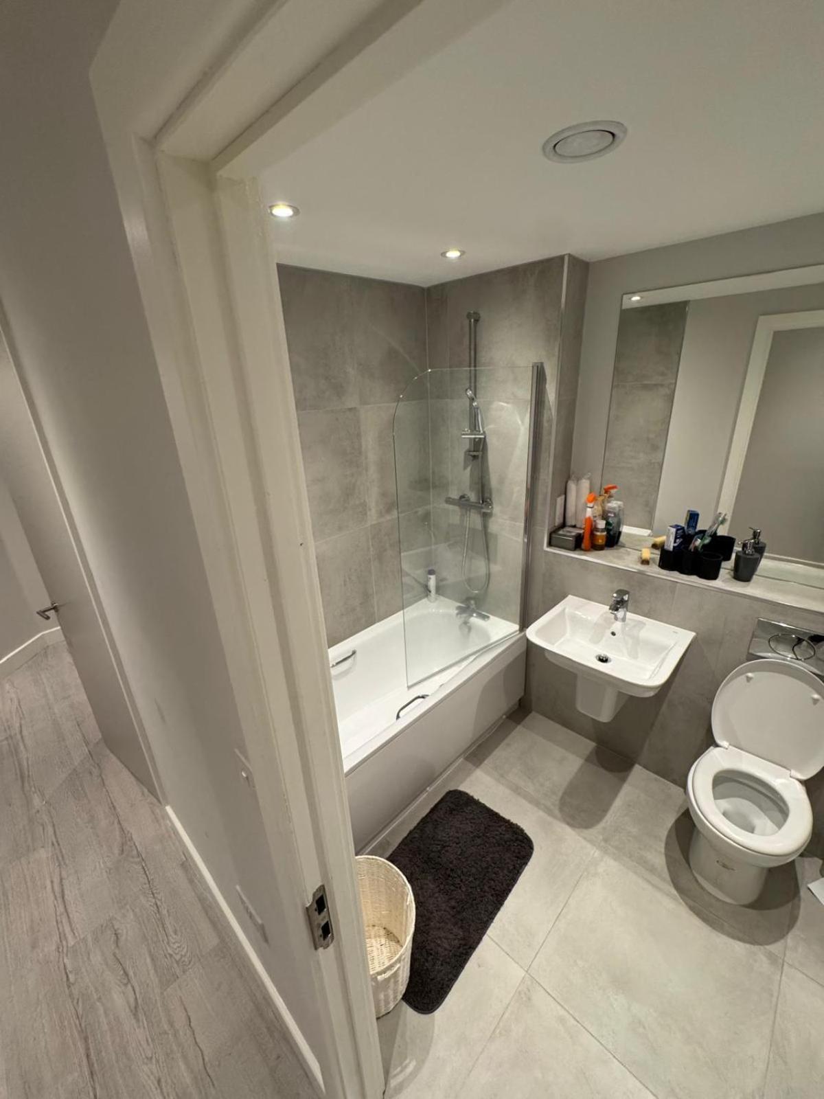 Regent Plaza Appartement Manchester Buitenkant foto